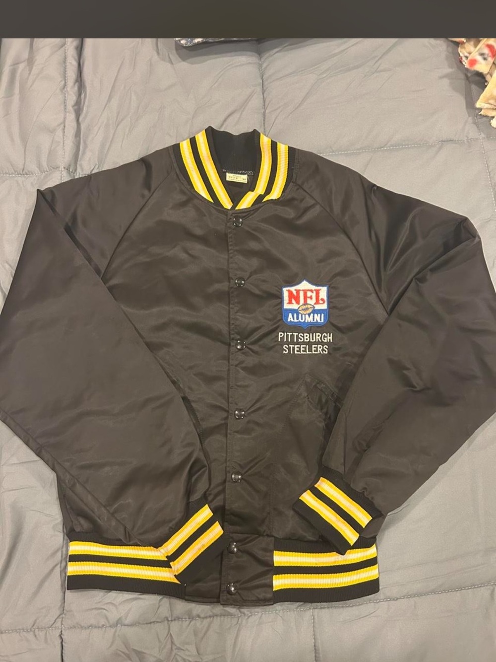 Vintage 1970s Pittsburgh Steelers Black NFL Alumni Satin Jacket